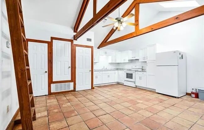 Photo - 2900 Cole Ave