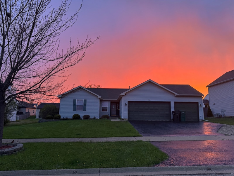 Photo - 1908 Daybreak Ln
