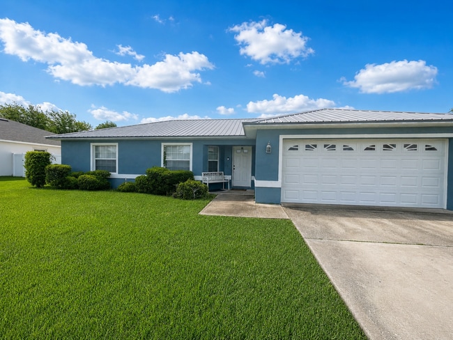 Nice 3 Bedroom 2 Bath Fenced in yard! - Nice 3 Bedroom 2 Bath Fenced in yard!