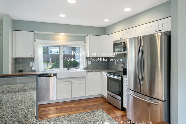 Photo - Stunning Three Bedroom Home in the Heart o...