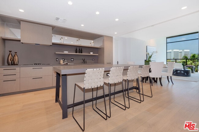 Photo - 10777 Wilshire Blvd Condo Unit 703