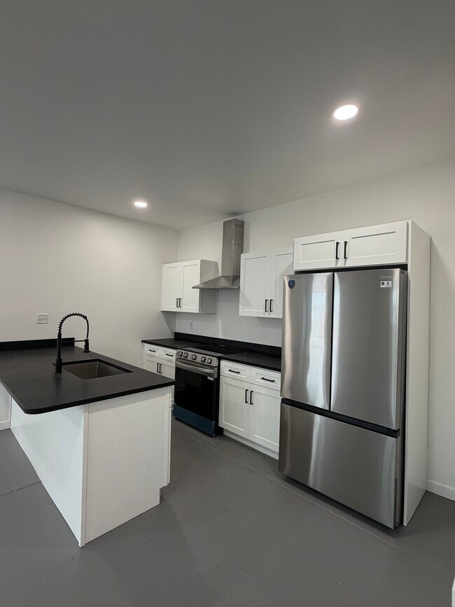 Photo - The Warehouse At Calhoun - RESIDENTIAL