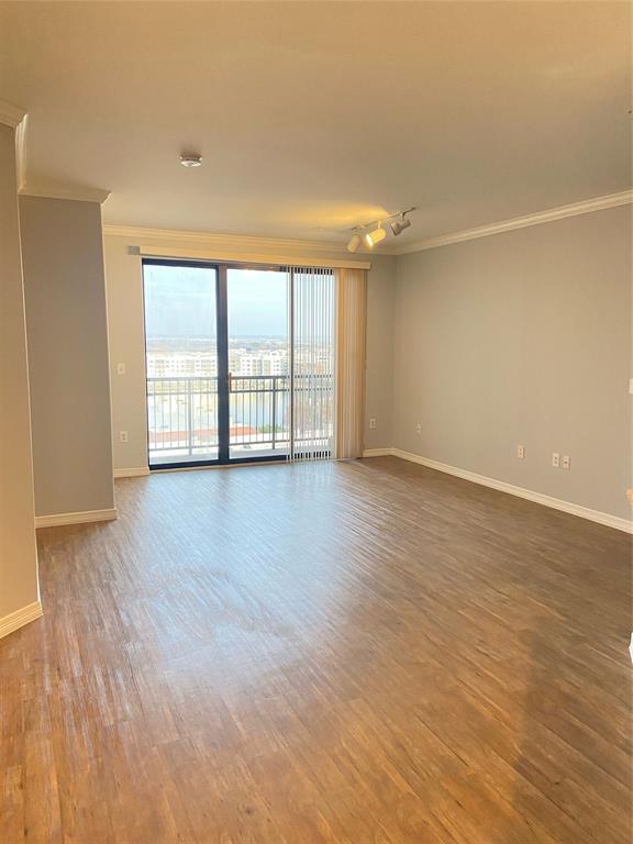 Photo - 330 Las Colinas Blvd E Unidad 323077