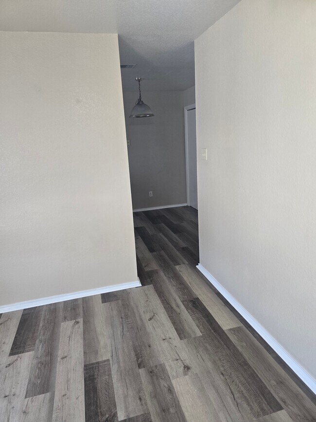 Photo - 1108 Horizon Dr Unit APT A