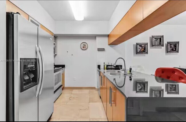Photo - 1750 N Bayshore Dr Unit 3405