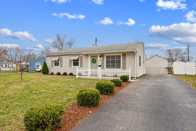 Photo - 4554 Moraine Ave