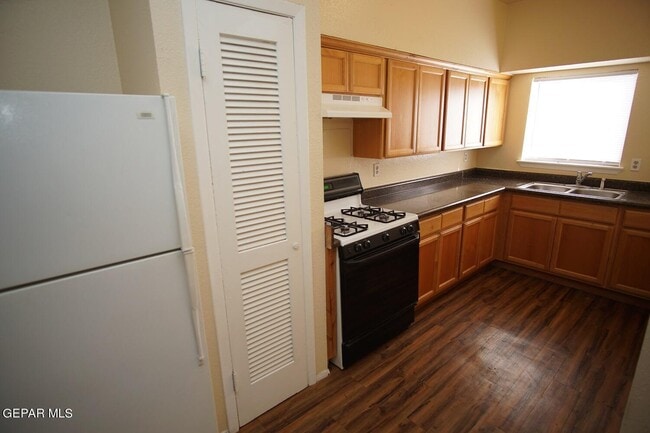 Photo - 3403 Pershing Dr