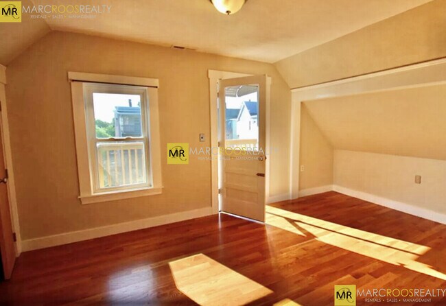 Photo - 14 Dow St