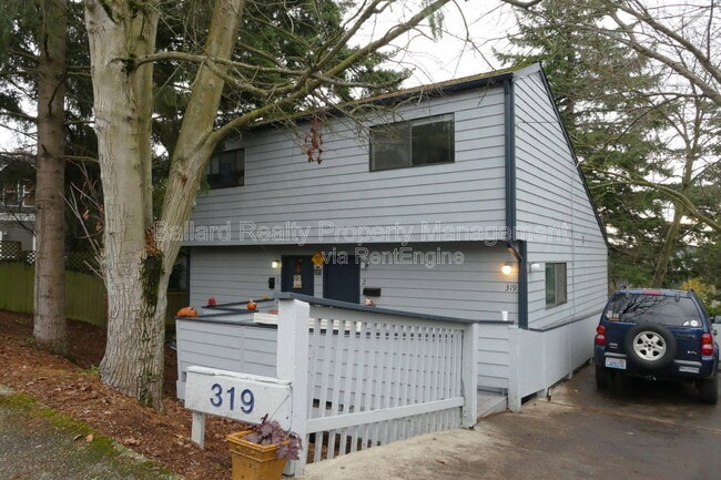 Photo - 319 NW Market St