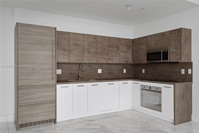 Photo - 400 Sunny Isles Blvd Unit #102