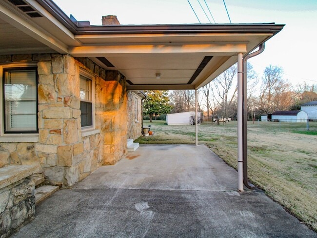 Photo - Downtown Athens! Walk to Athens State University! Lawn Care included!