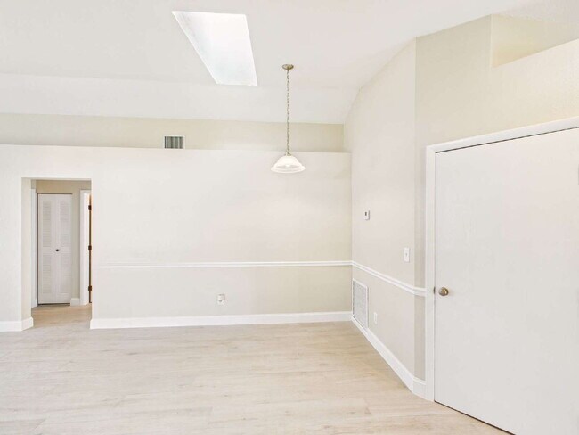 Photo - Spacious 3BR/2BA Home with Screened Lanai & 2-Car Garage