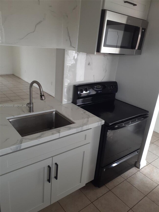 Photo - 2800 NW 56th Ave Unit H404