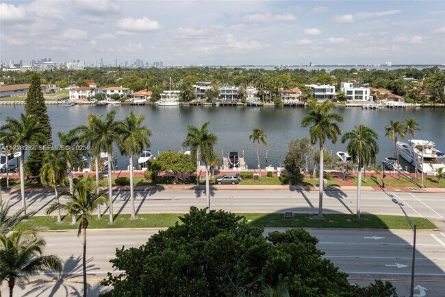 Photo - 5161 Collins Ave Unit 1006