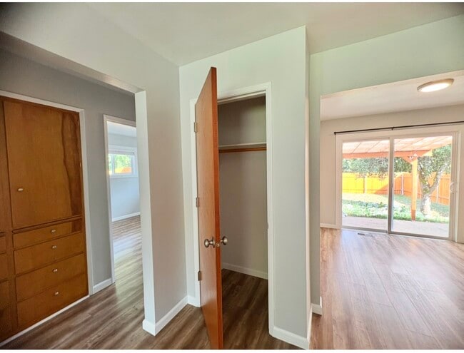Photo - 1703 Springhill Dr NE Unit 1703