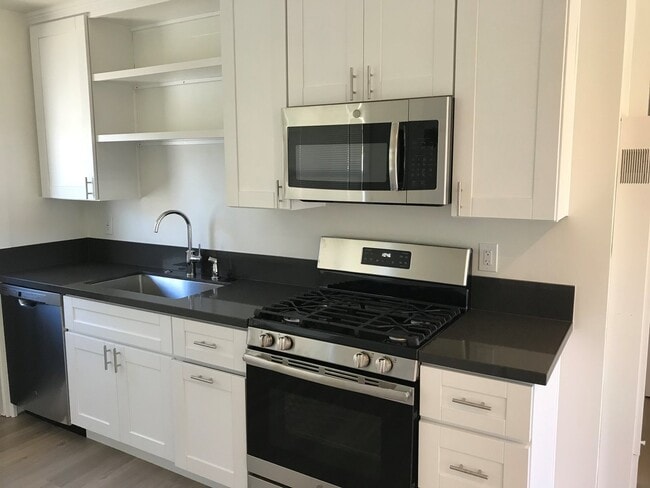 Photo - 2101-2107 Reed Ave. Unit 2101