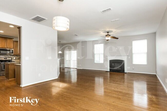 Photo - 4131 White Kestrel Dr