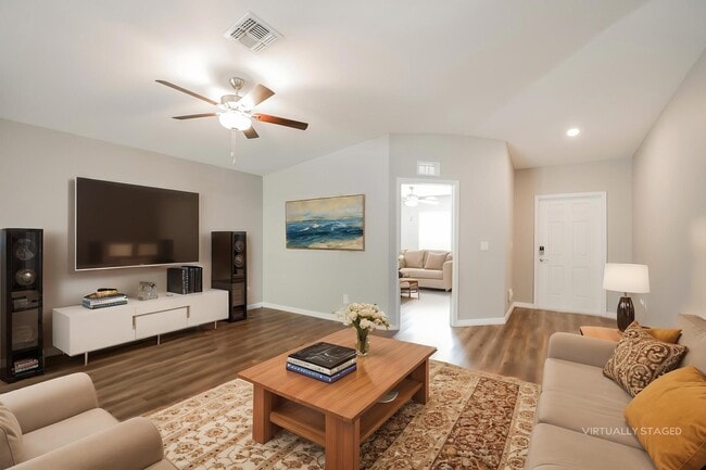 Photo - 258 Dorman St