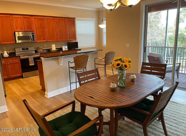 Photo - 134 Hidden Palms Ln Unidad 201