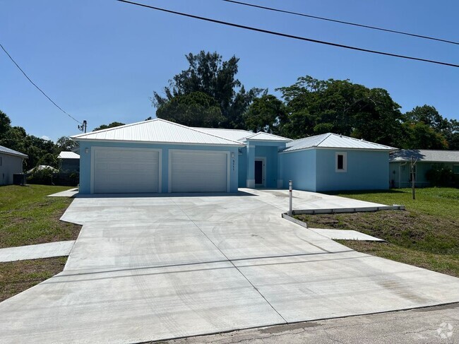 Building Photo - 5911 Seagrape Dr Rental