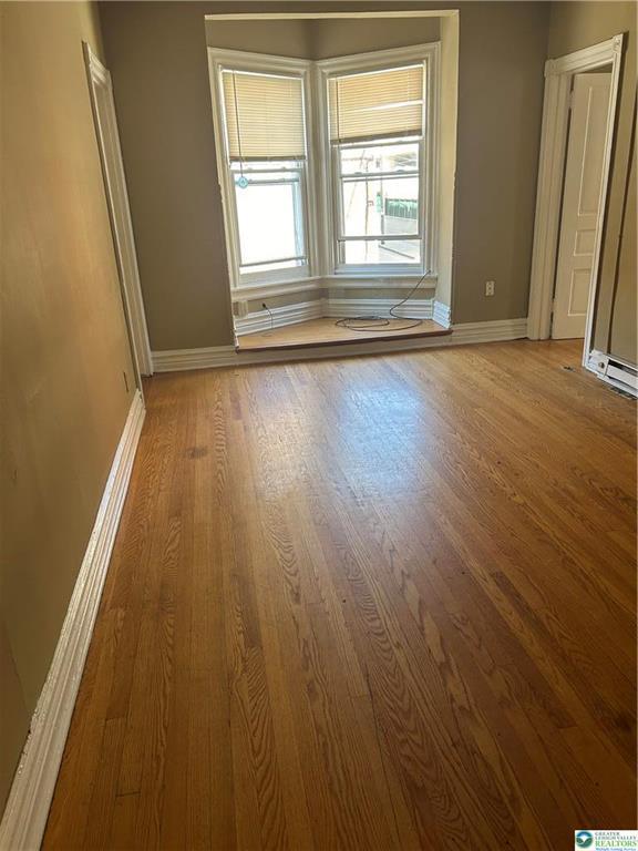 Photo - 922 W Court St