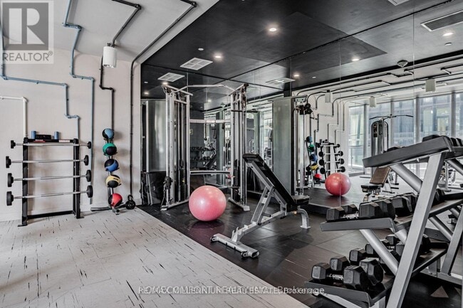 Photo - 68 Shuter St Unit 505