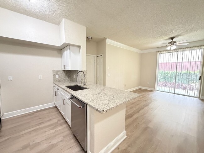Photo - 13015 Plantation Park Cir