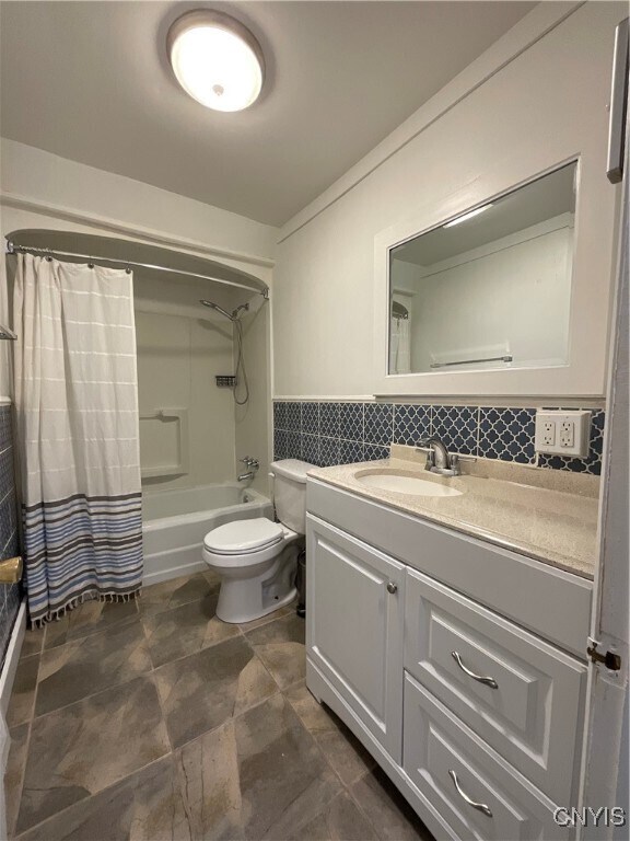 Photo - 145 Barben Ave