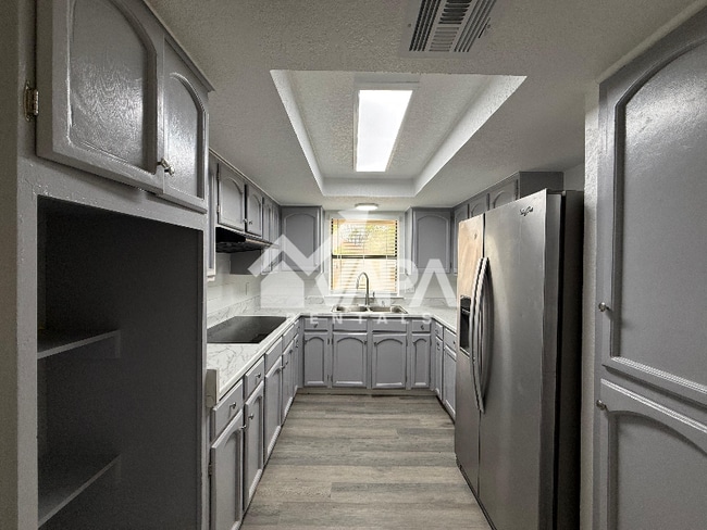 Photo - 6735 Stone Lake Dr