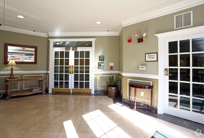 Photo - Cedar Court Apartments