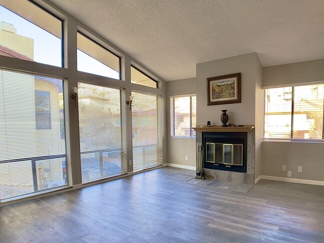 Photo - 215 Canyon Terrace Dr