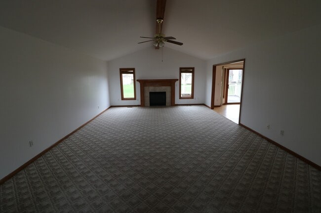 Photo - 21391 Marina Cir