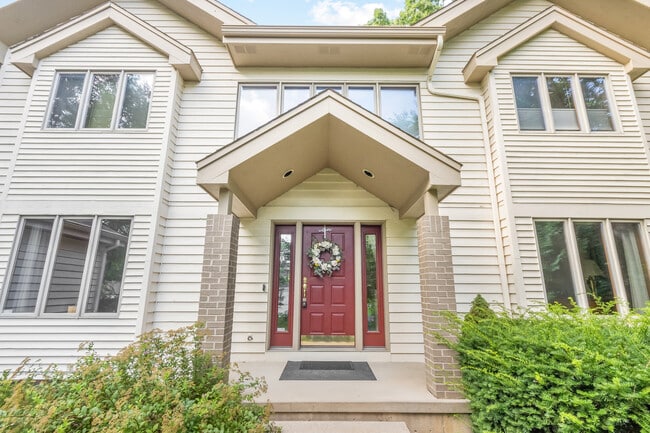Photo - 7126 New Washburn Way