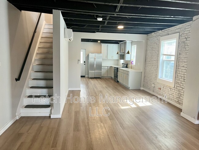 Photo - 218 Walnut St Condo