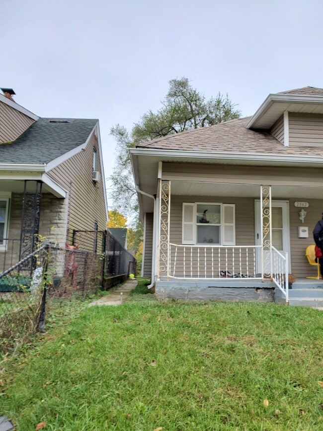 Photo - 2862 N Olney St