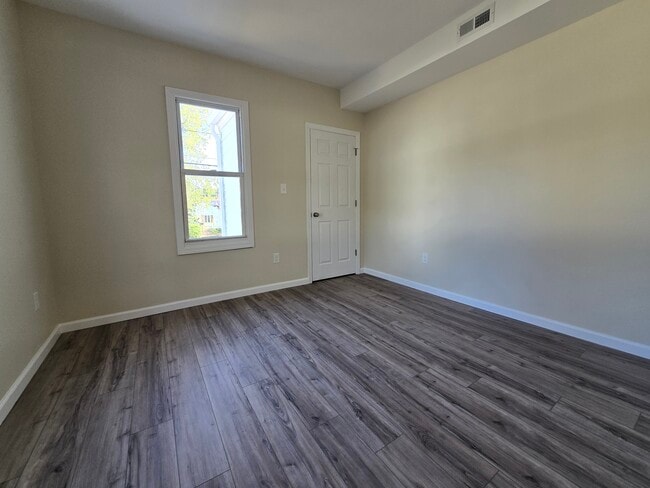 Photo - 316 Columbia Blvd Unit 4