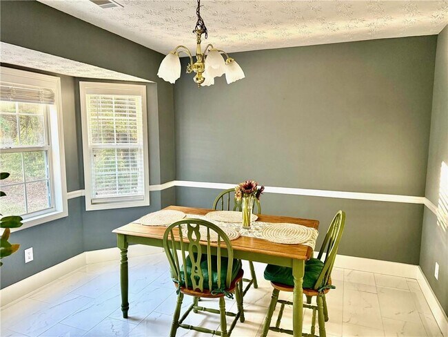 Photo - 3310 Stratton Ln