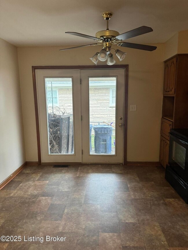 Photo - 4019 Lomond Dr