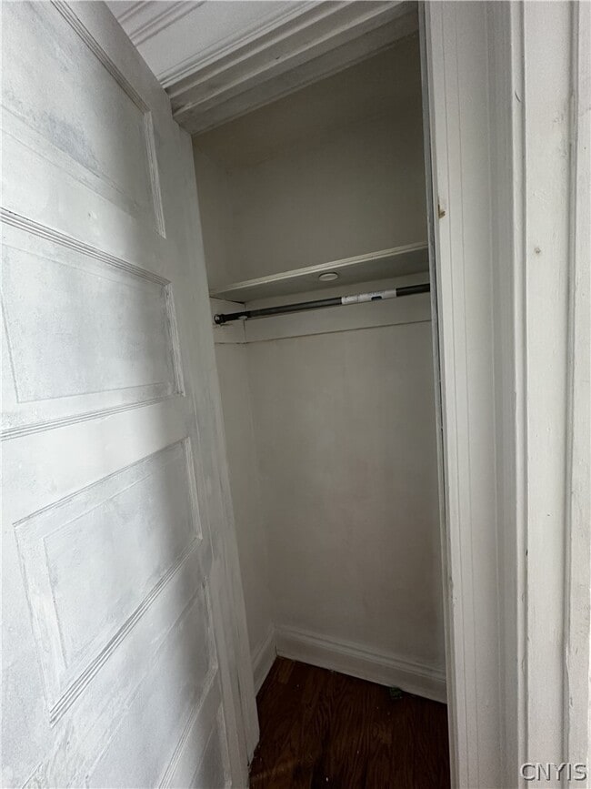 113 E Brighton Ave