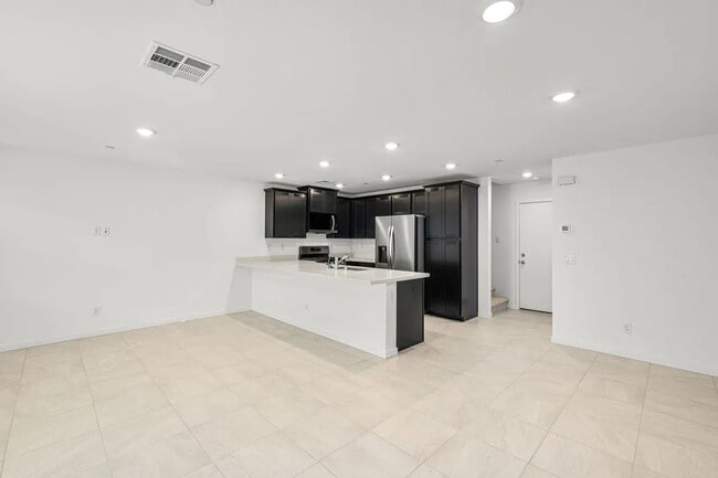 Photo - Gated 2025 Lennar Townhome | 3 Bed | 2-Car Garage