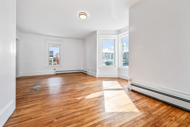 Photo - 93 Pleasant St