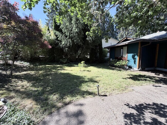Photo - Three Bedroom Home in South Salem