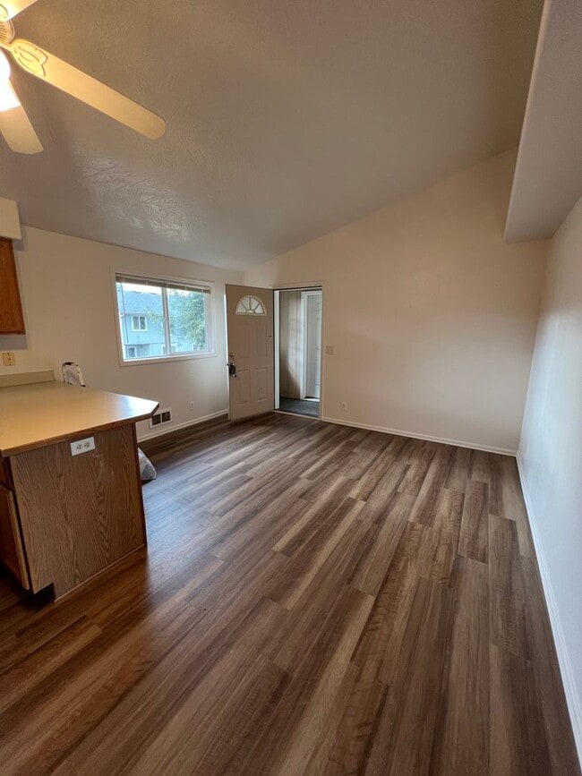 Photo - 1-bedroom 1-Bathroom Duplex