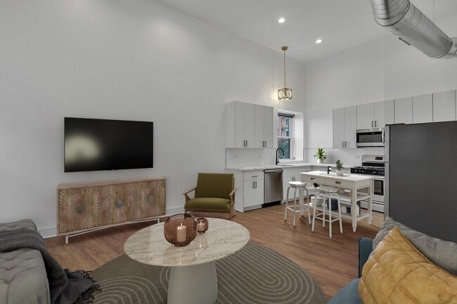 Photo - 4731 N Western Ave Unit 201