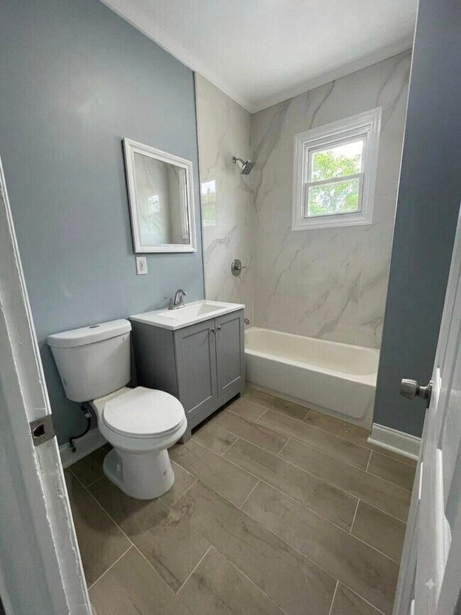 332 Hamilton Ave Unit 2