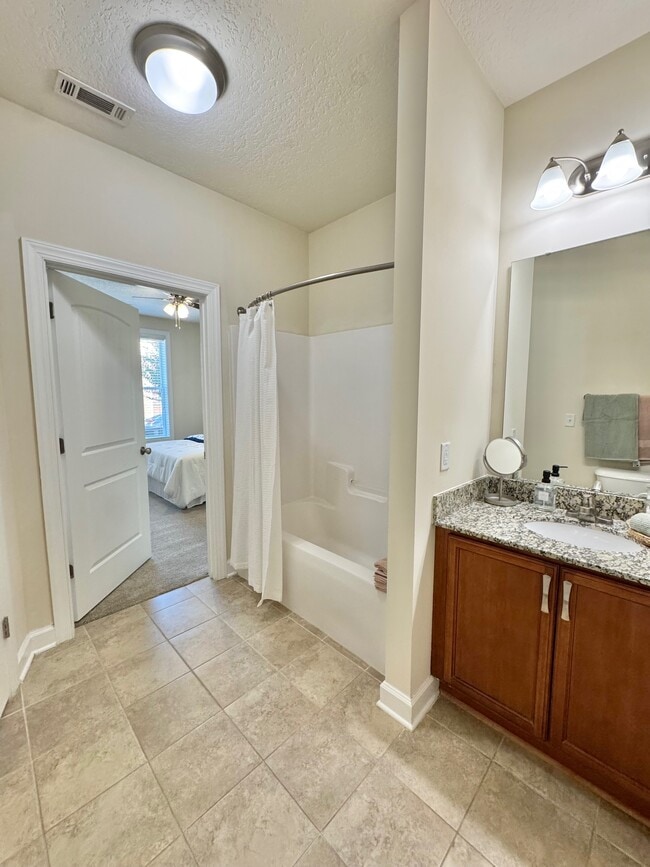 One Bedroom Sunroom