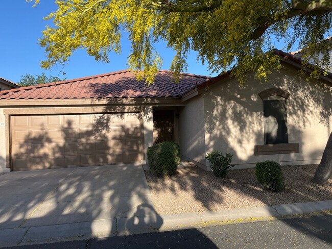 Building Photo - Single level home in Core Chandler