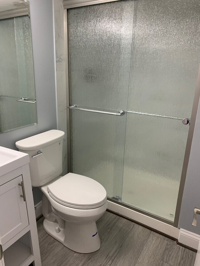 Photo - 148 N East Ave