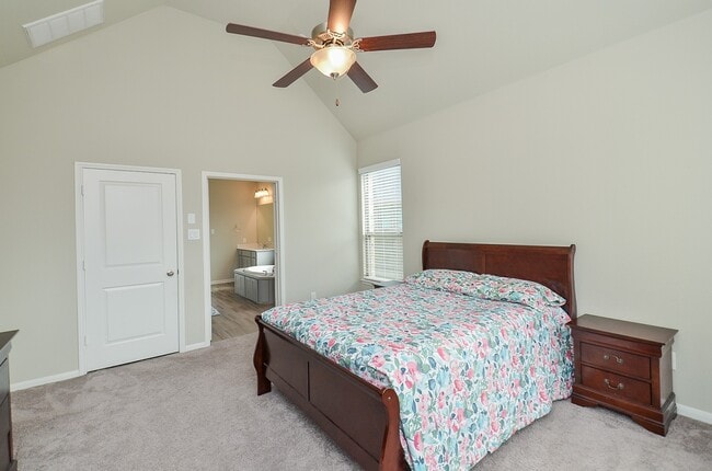3035 Dragonlet Ln