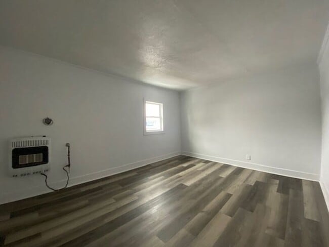 Photo - 124 S Chillicothe St